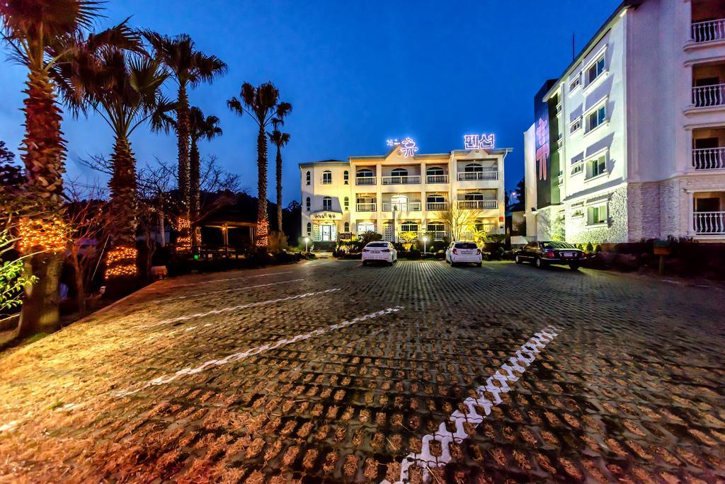 Jeju Hue Pension Seogwipo Bagian luar foto