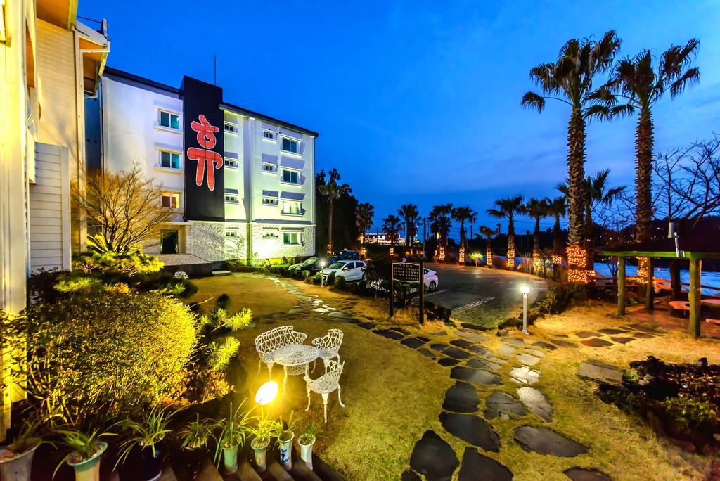 Jeju Hue Pension Seogwipo Bagian luar foto