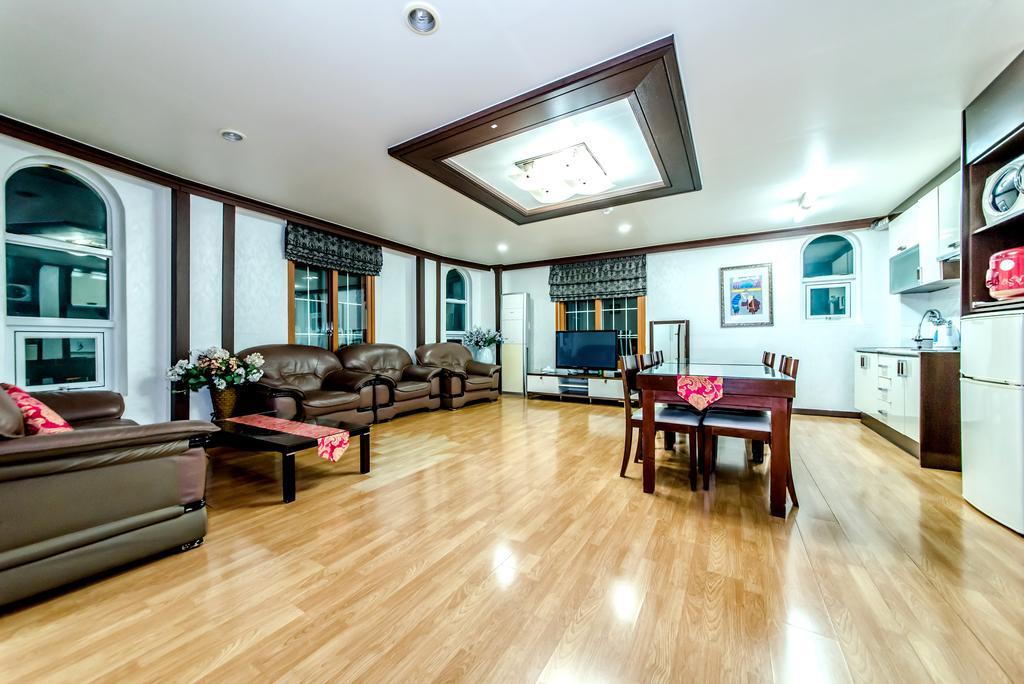 Jeju Hue Pension Seogwipo Bagian luar foto