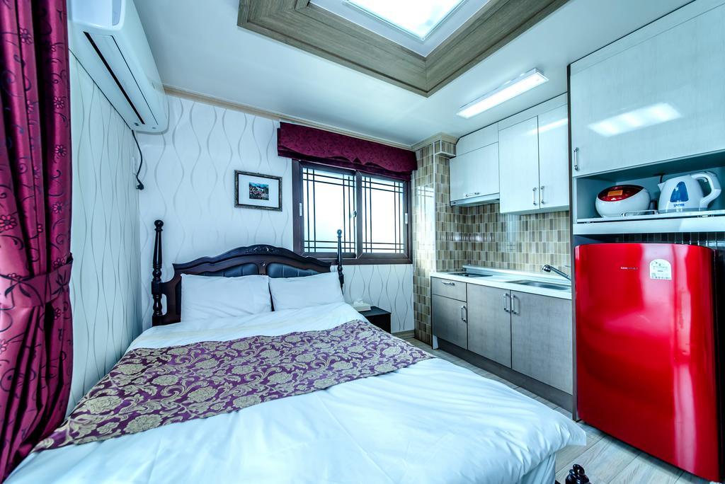 Jeju Hue Pension Seogwipo Bagian luar foto